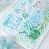 羽ばたく小鳥 口ばしにはバスケットやお花も似合う えくりゅの森 花祭りシリーズ 年賀状・クリスマス母の日カード ポストカードにも はんこ 手帳付箋 カード作り