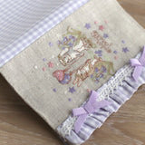 ミシン刺繍入り<br>フリルゴムバンド付き<br>【ブックカバー】<br>ミニノート付き★文庫本サイズ<span><br>ハンドメイド★ミシン刺繍★うさぎ・小鳥・リス・ハリネズミ</span>