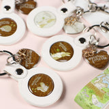 レザーキーホルダー チャーム付き うさぎやリス小鳥 ハリネズミ かわいい動物のキーホルダー