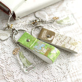 【うさぎ ストラップ ハートチャーム付】森の動物ハリネズミリス小鳥 手帳やスマホに ナチュラルイラスト フランス語 えくりゅの森