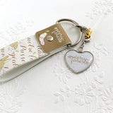 【うさぎ ストラップ ハートチャーム付】森の動物ハリネズミリス小鳥 手帳やスマホに ナチュラルイラスト フランス語 えくりゅの森