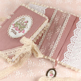 【手帳カバーA6：文庫本サイズ 栞付き】レースとうさぎイチゴ クロスステッチ刺繍：ほぼ日手帳 MDノート 文庫本アンティークな手帳ハンドメイド