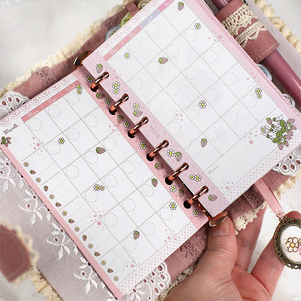 【ミニ6穴 レフィル：単品 月間カレンダー★イチゴとうさぎ】<br>システム手帳<br><span>可愛い 月間マンスリー イチゴ　たれ耳うさぎ</span>