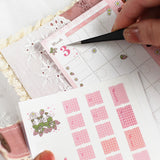 イチゴとうさぎ：シール二種類★インデックスシール・透明シール ピンク★イチゴの季節シリーズ システム手帳に 手帳デコ コラージュ ステッカー 手帳とお揃い うさぎ・垂れ耳うさぎ